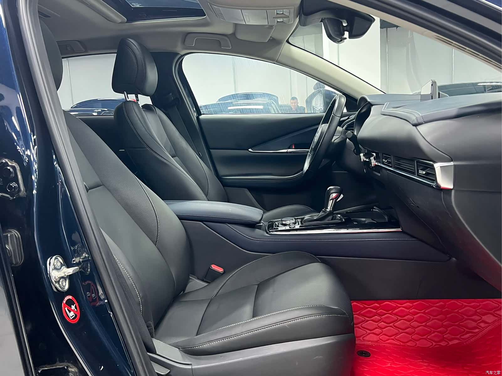 Mazda CX-30, 2022 17