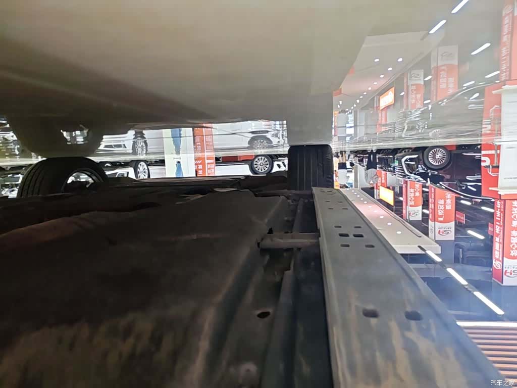Audi Q5L, 2023 22