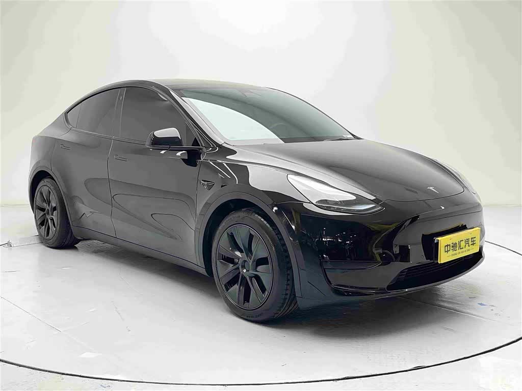 Tesla Model Y, 2024 3