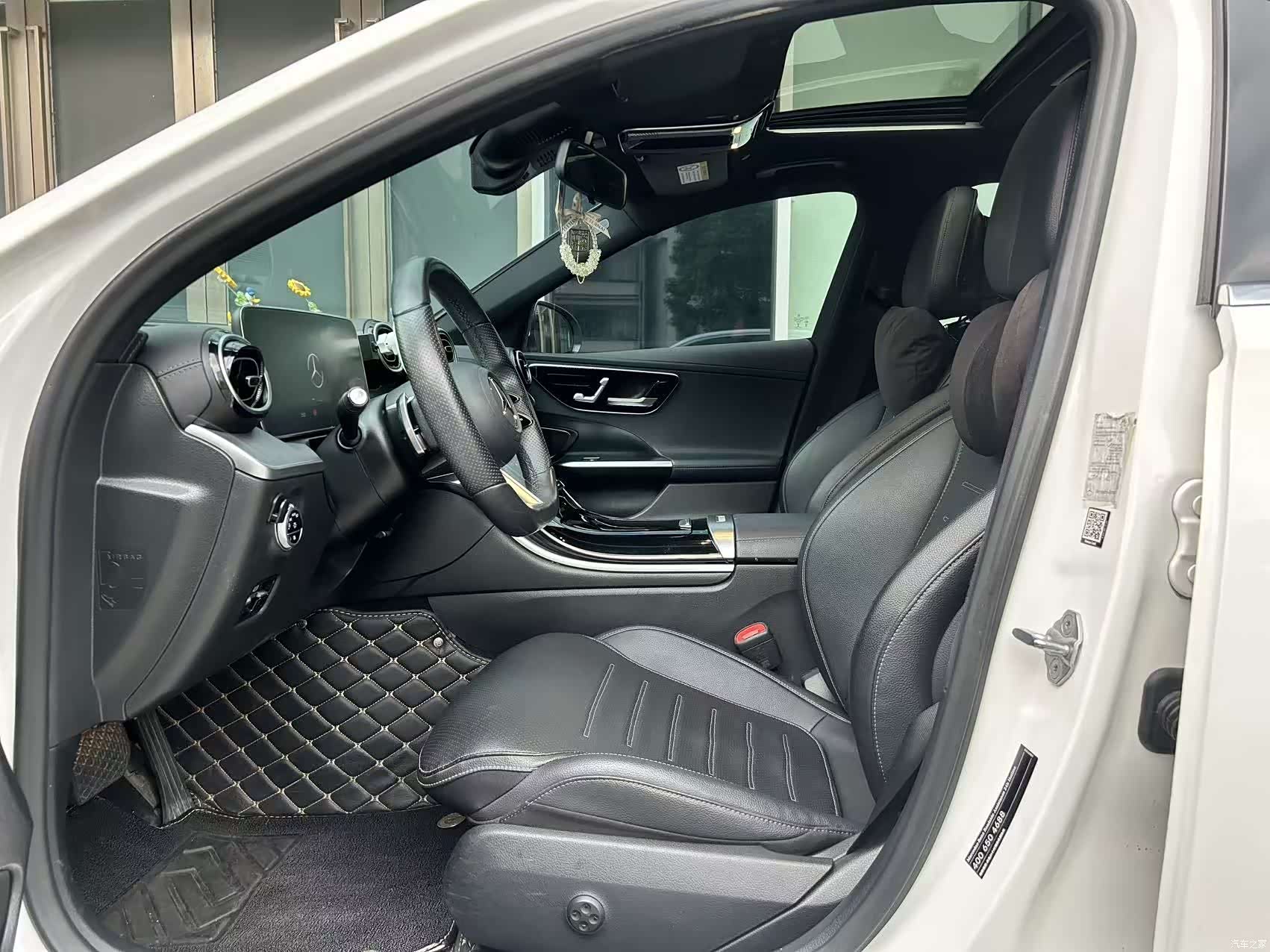 Mercedes-Benz C-Class, 2022 11