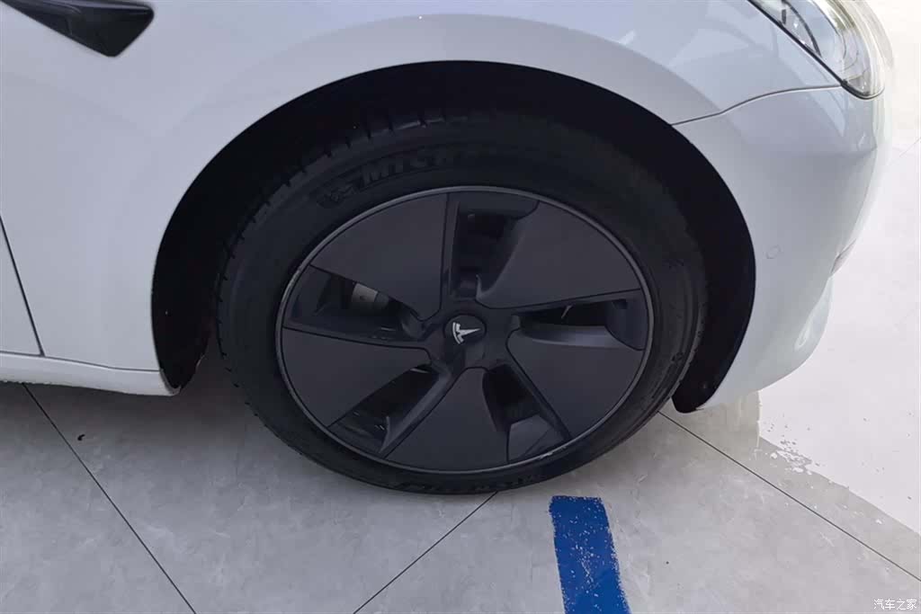 Tesla Model 3, 2023 6