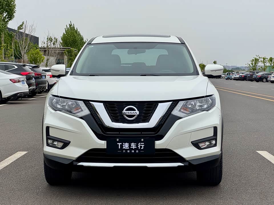 Nissan Qijun
