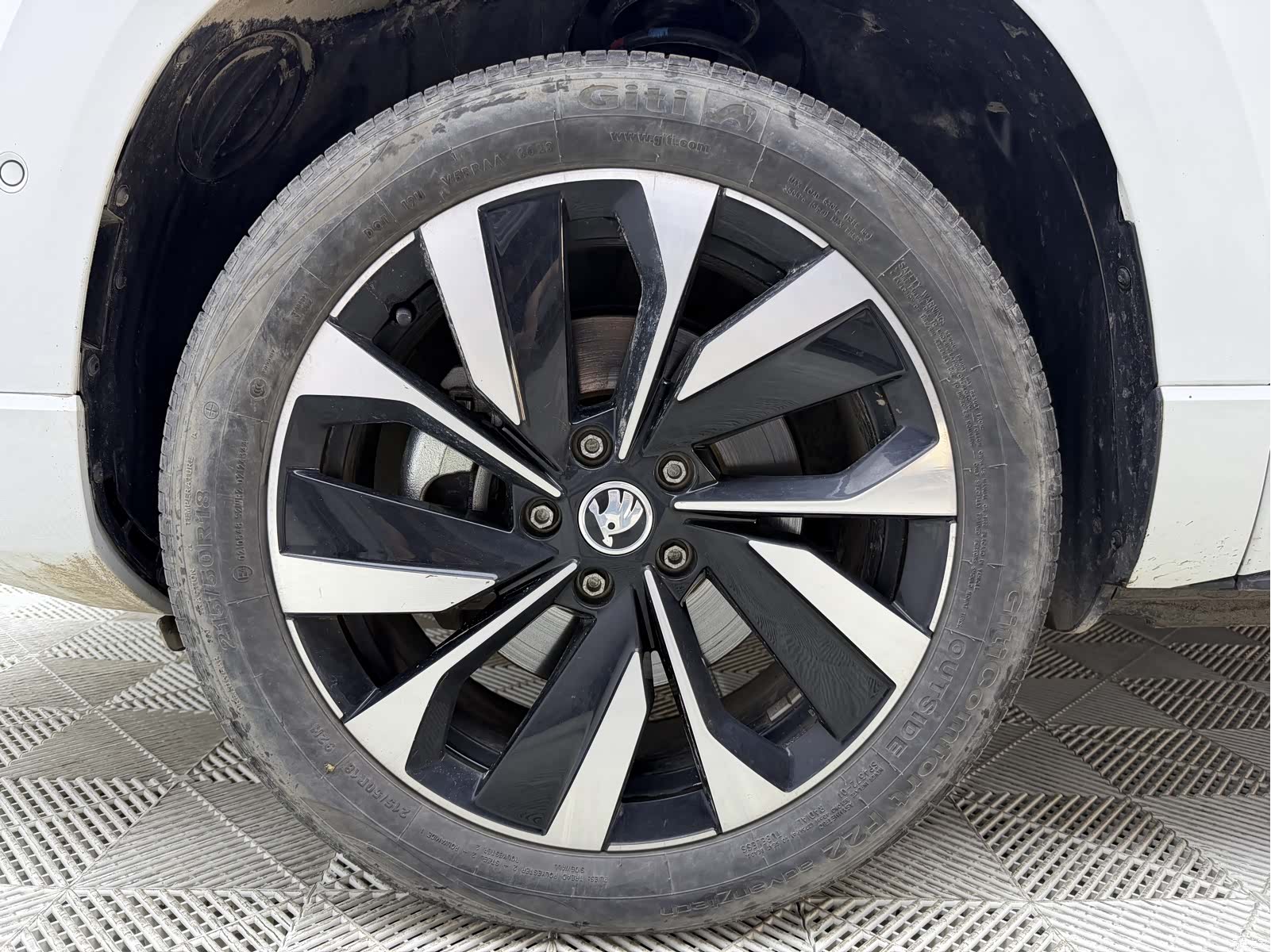 Skoda Karoq, 2023 8