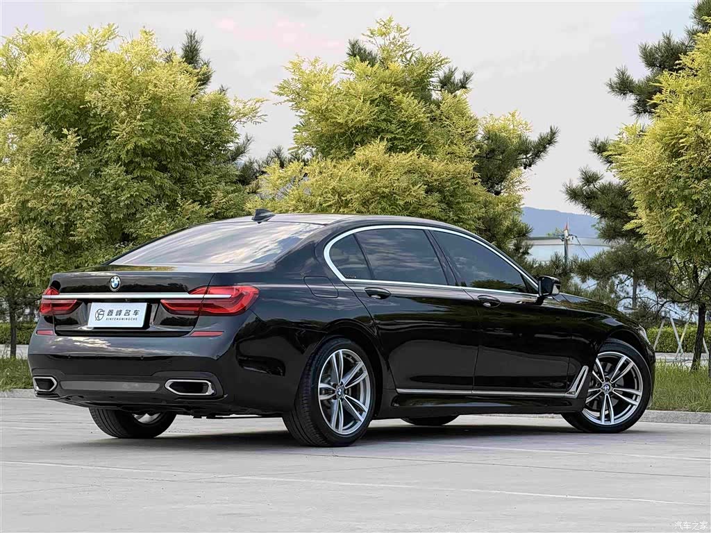 BMW 7 Series, 2018 27