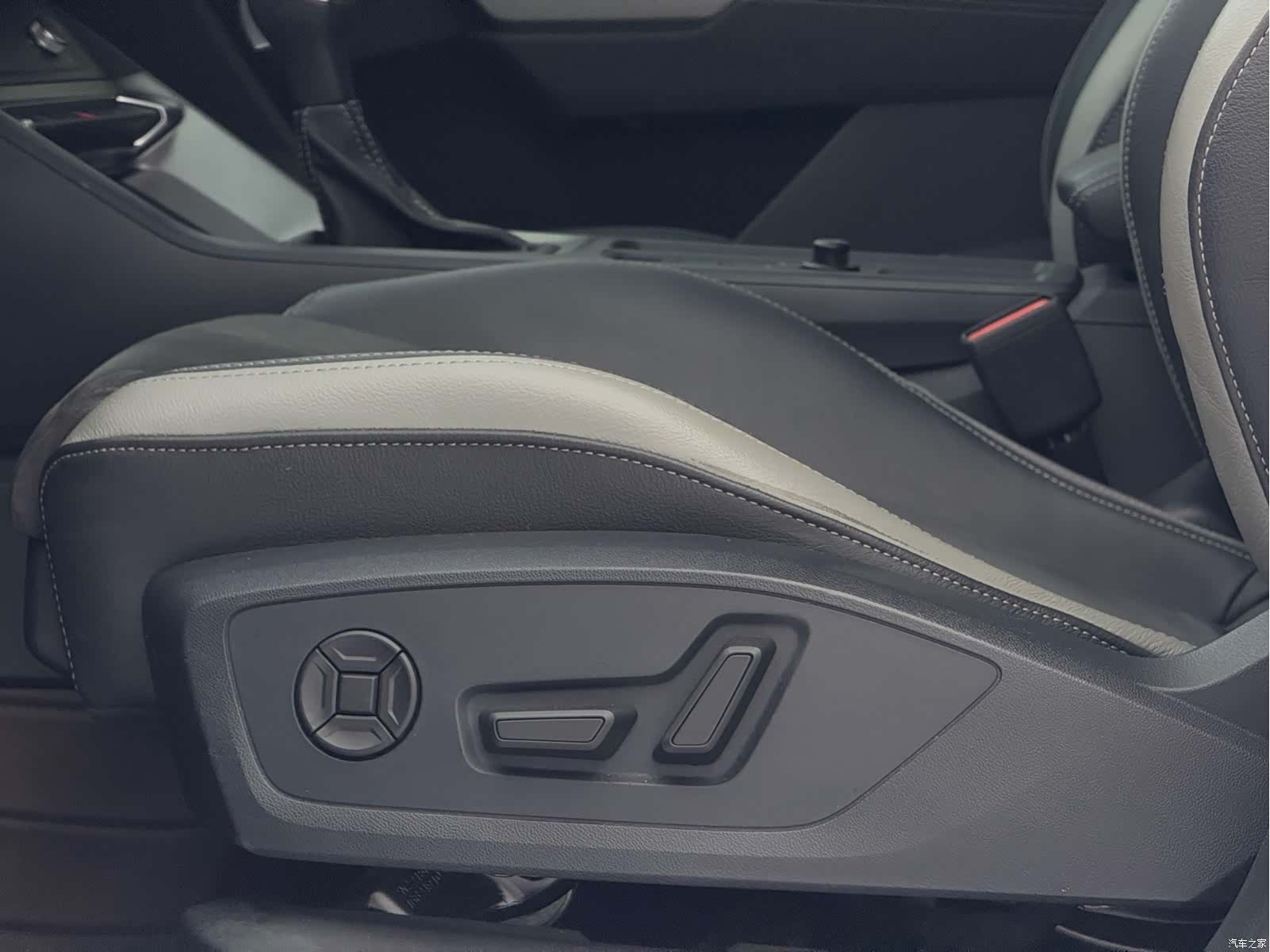 Audi Q3, 2022 20