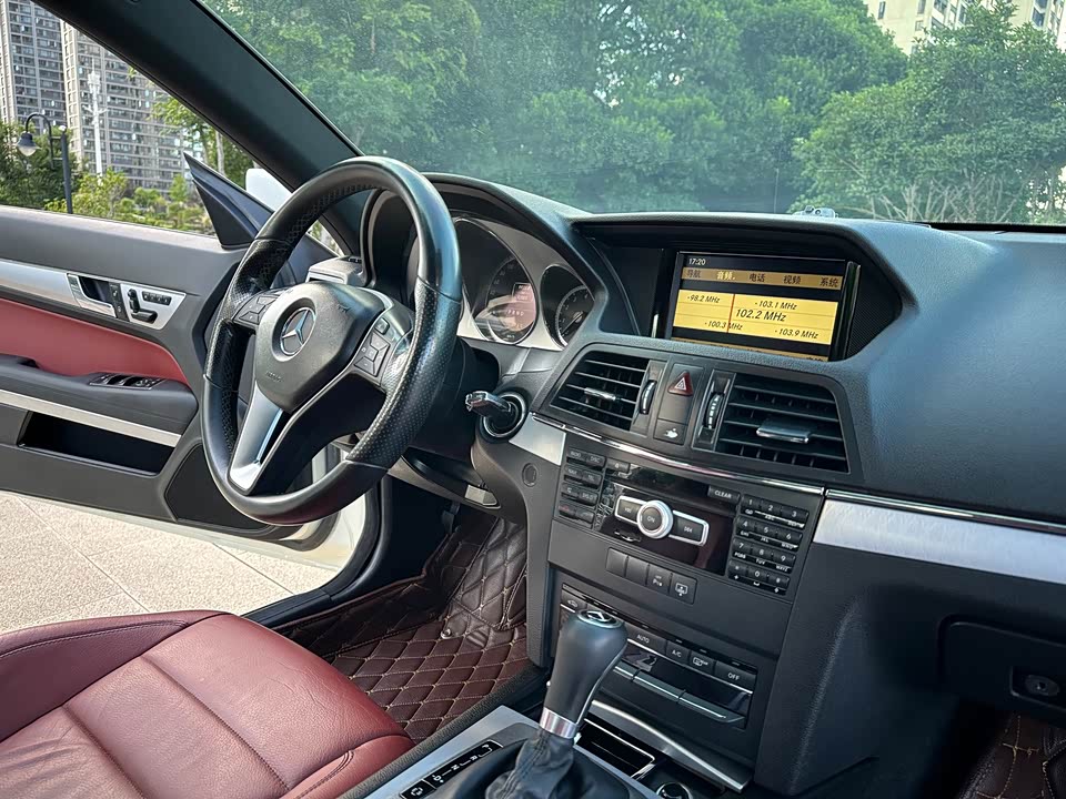 Mercedes-Benz E-class Mercedes-Benz E-class