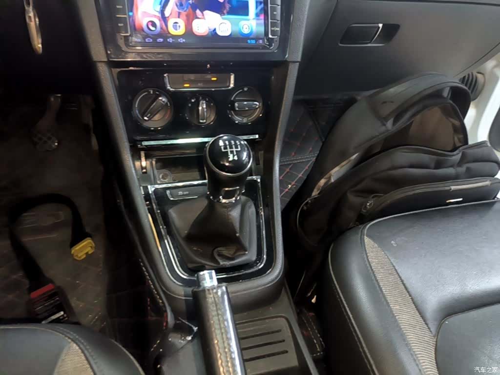 Volkswagen Bora, 2015 14