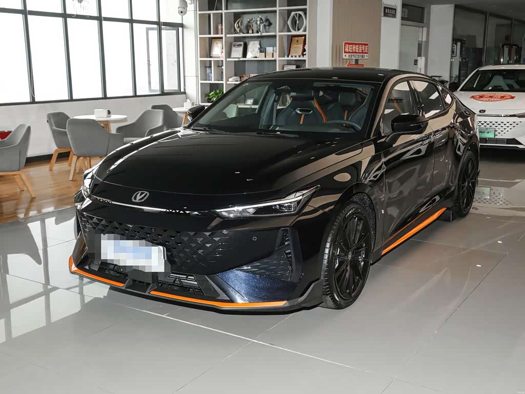 Changan UNI-V 2025 1.5T 500Bar Sport