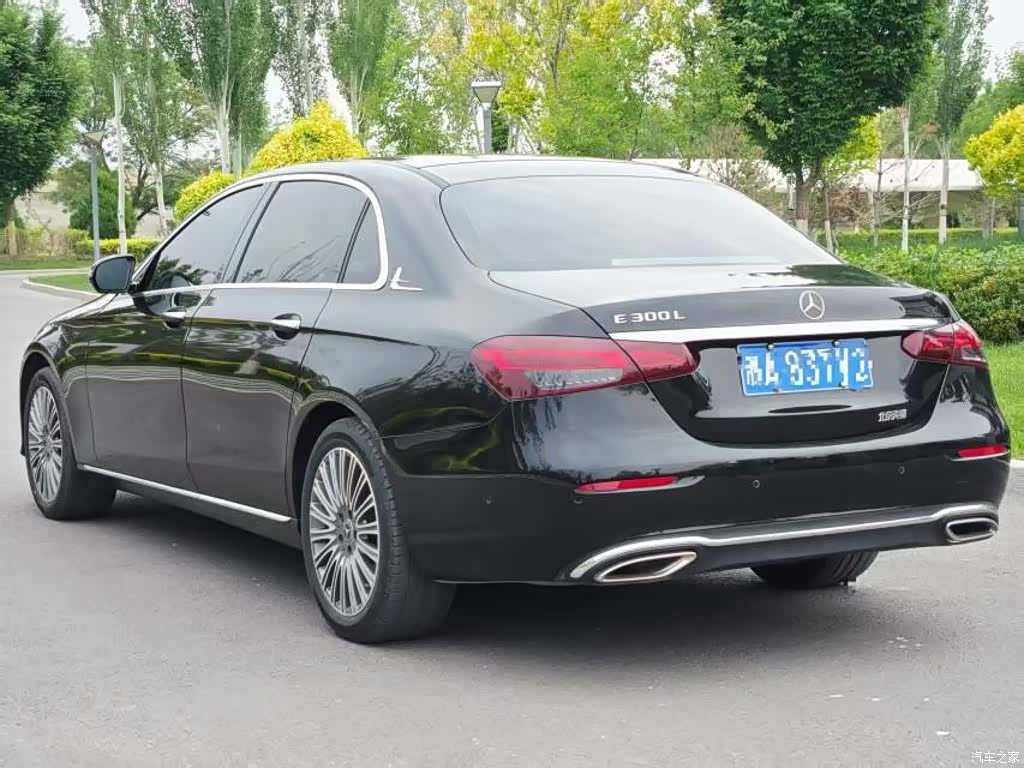 Mercedes-Benz E-Class, 2023 9