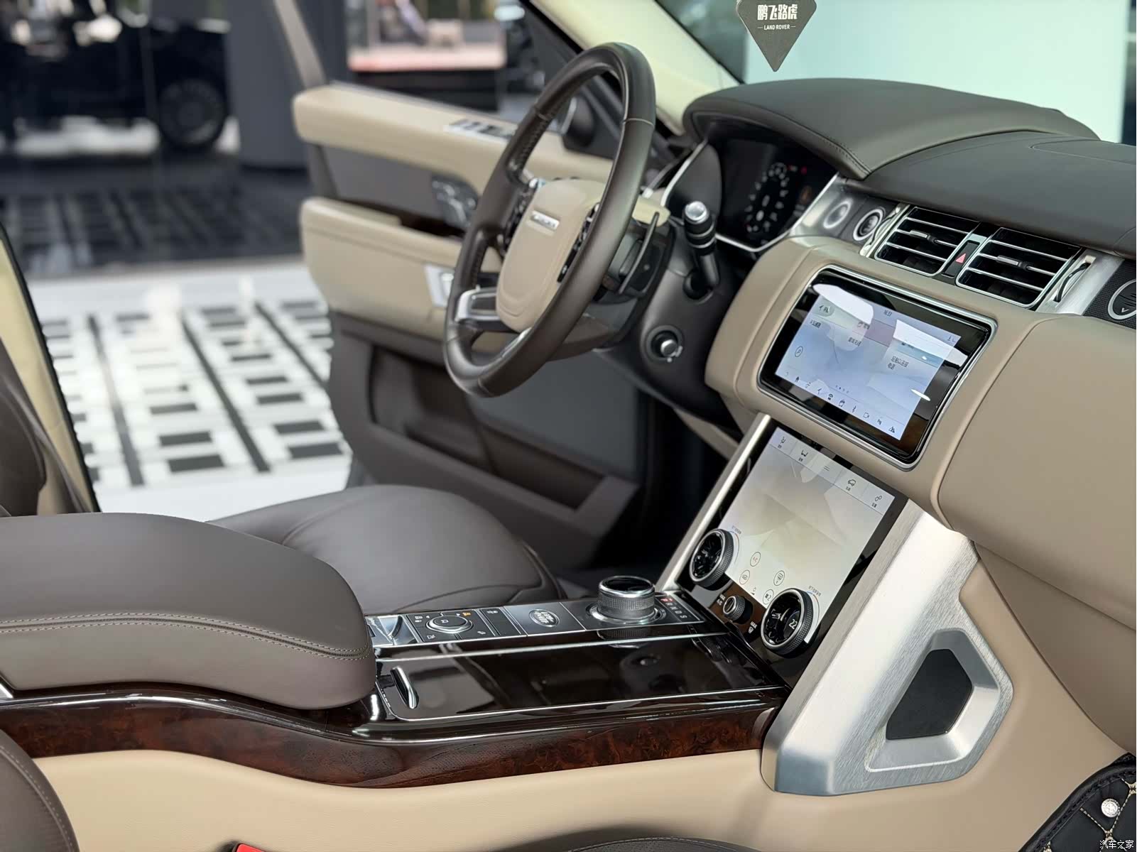 Land Rover Range Rover, 2022 13