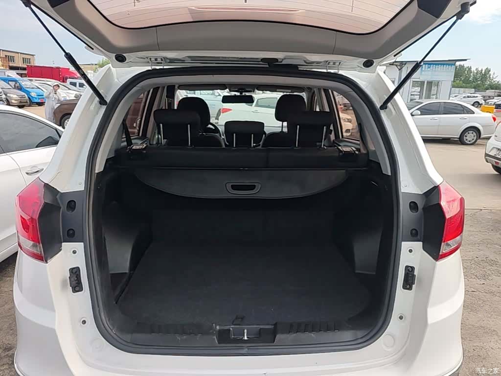 Chery 5, 2017 19