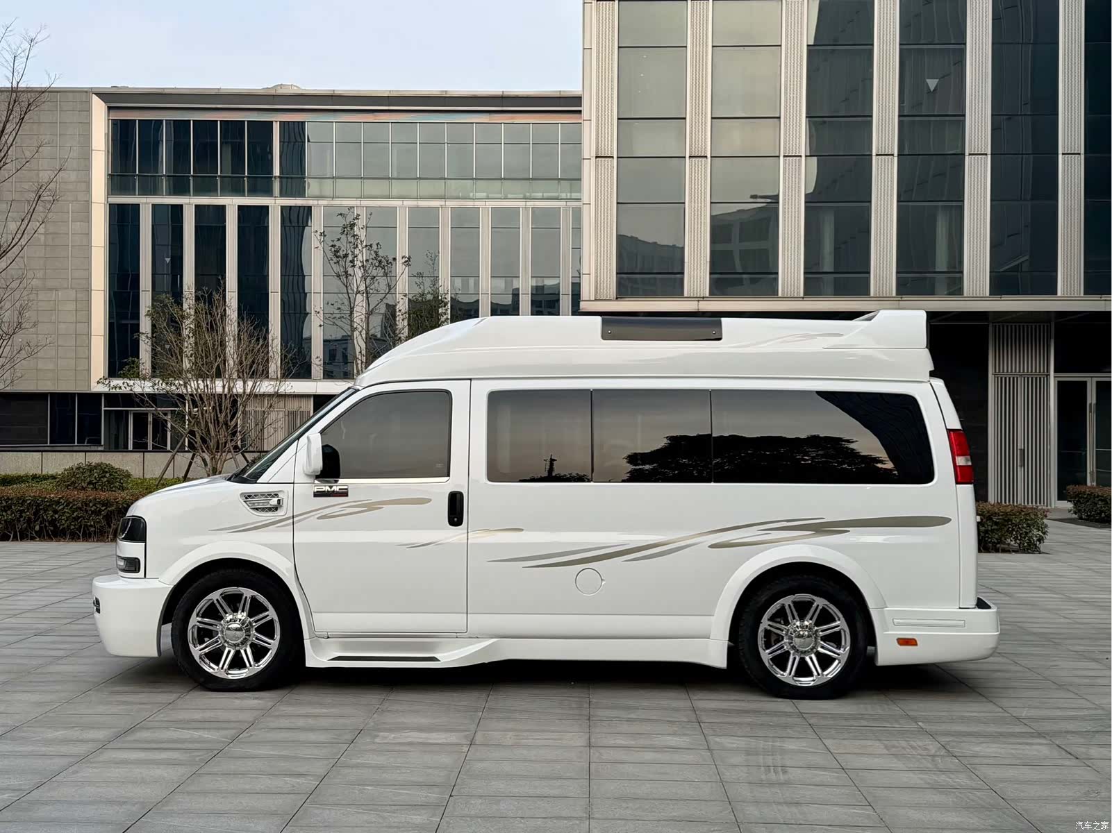 GMC G660S, 2016 4