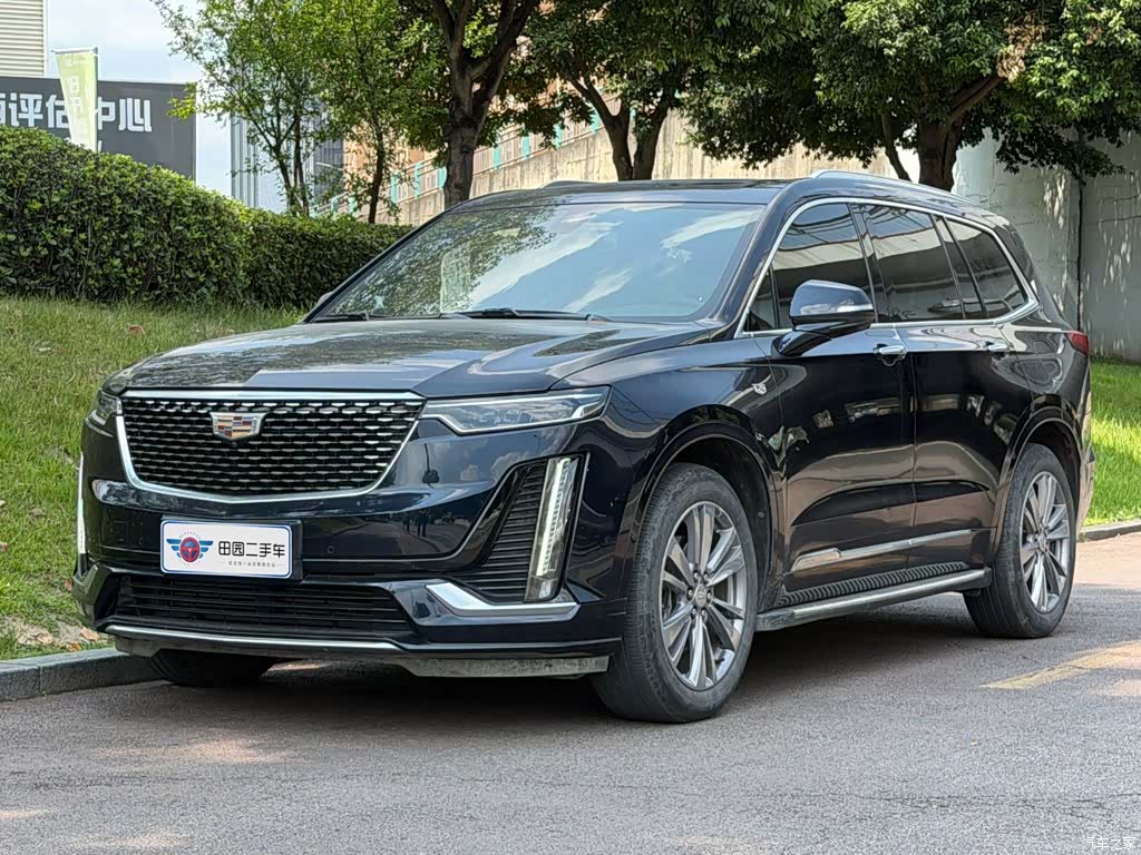 Cadillac XT6