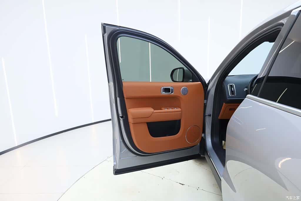 Li Auto L8, 2023 14