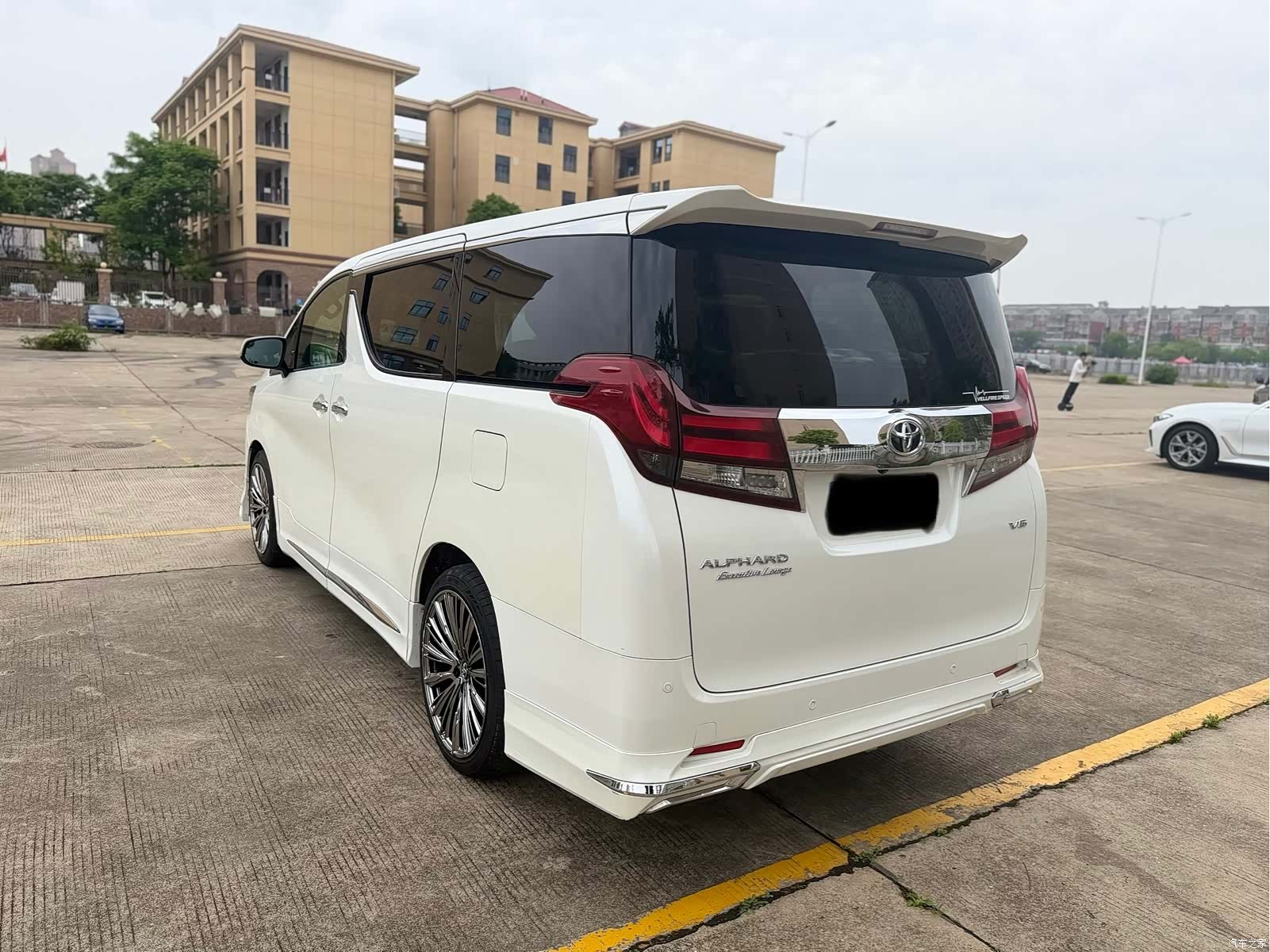 Toyota Alphard, 2017 12