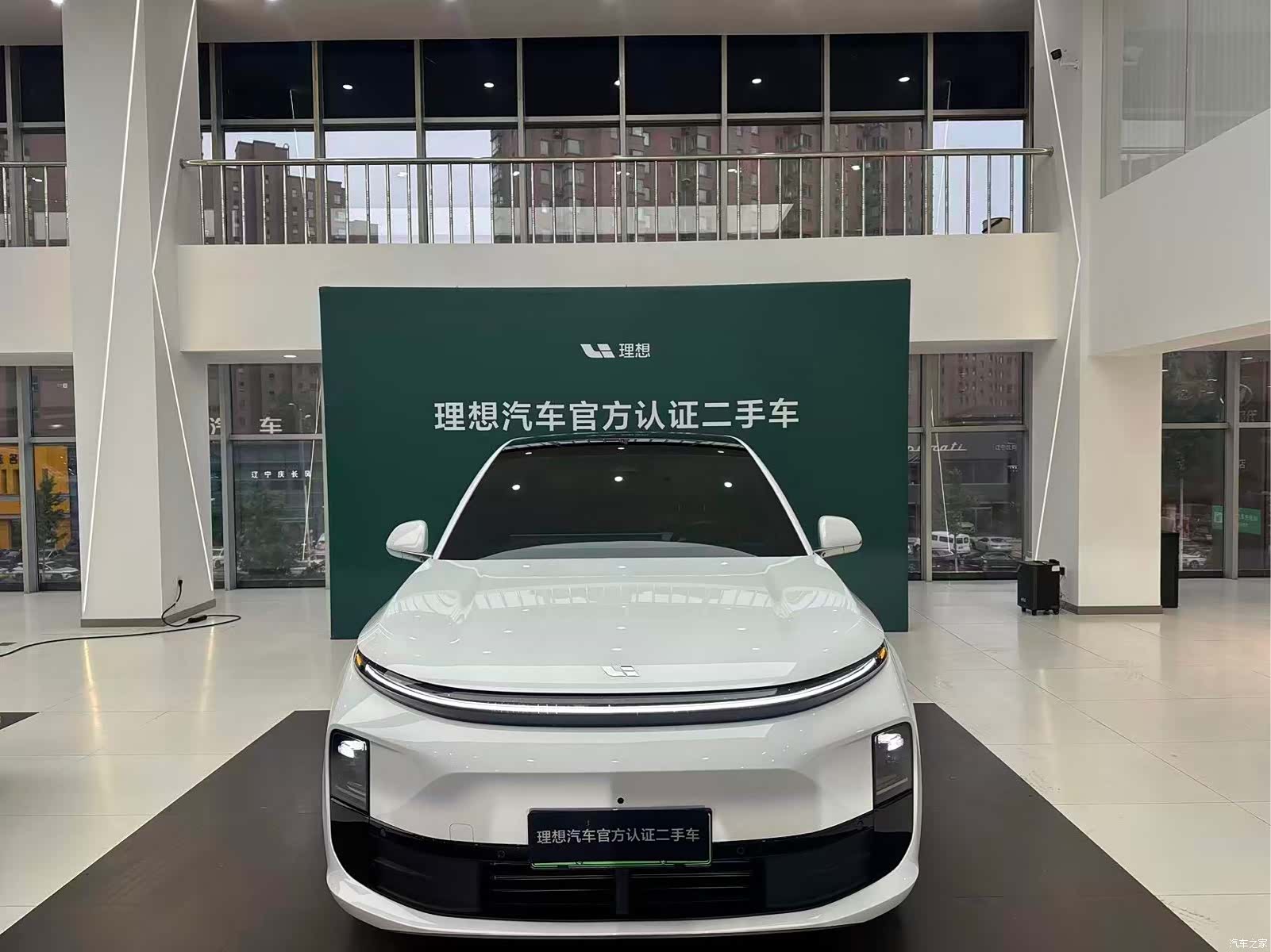 Li Auto L6, 2025 3