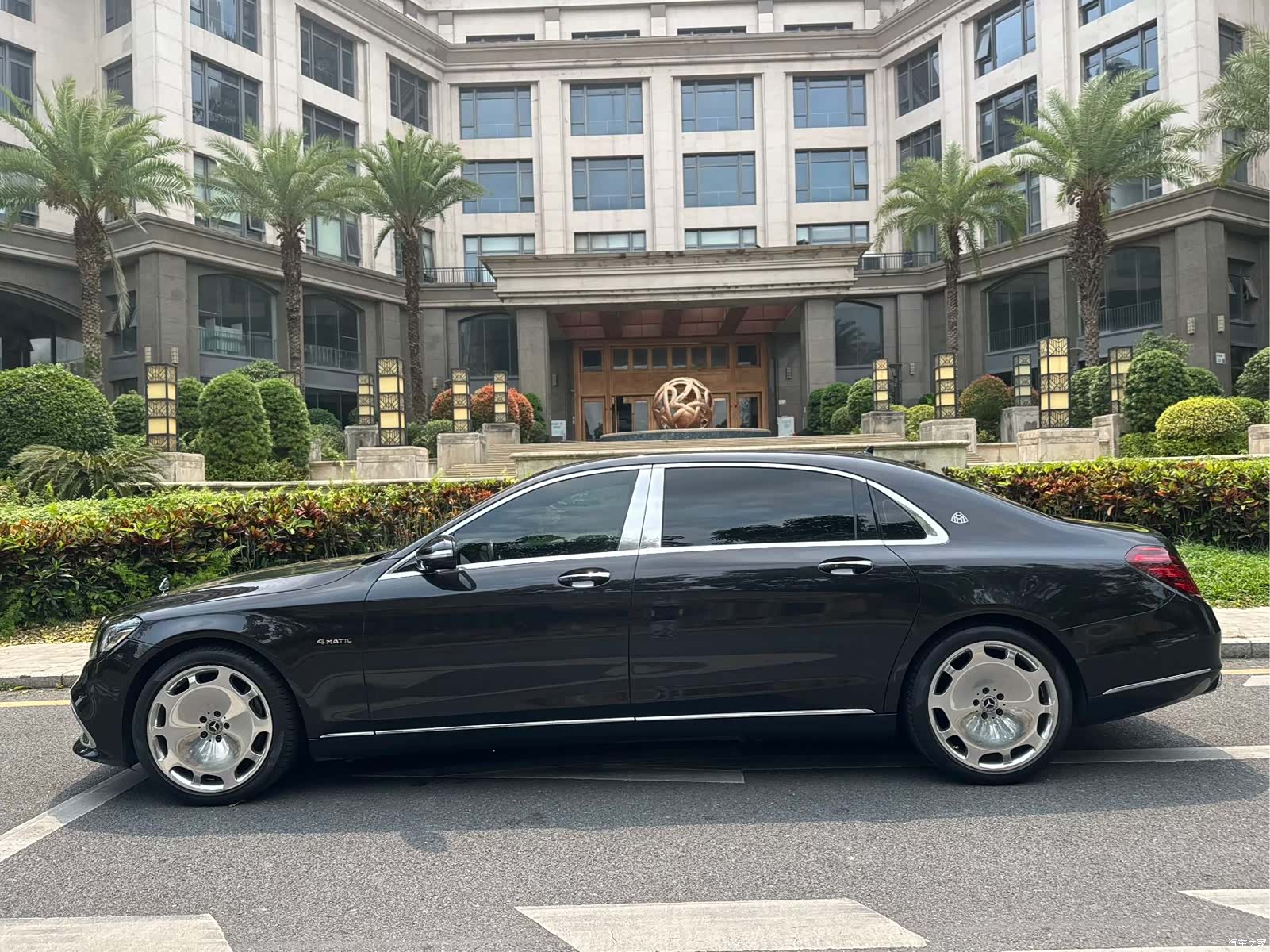 Maybach S-Class, 2020 7