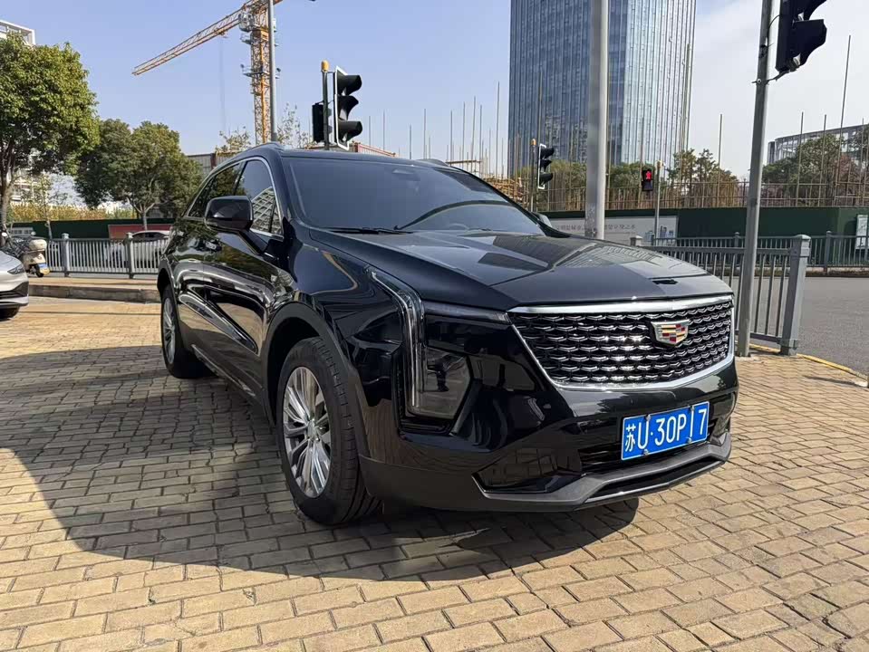 Cadillac XT4