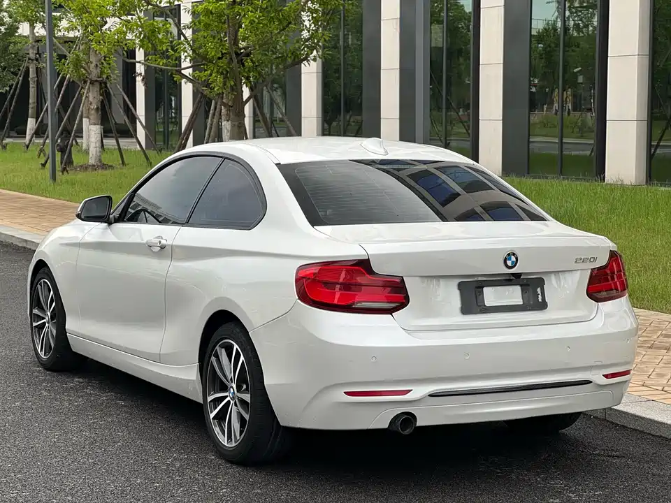 BMW 2 series