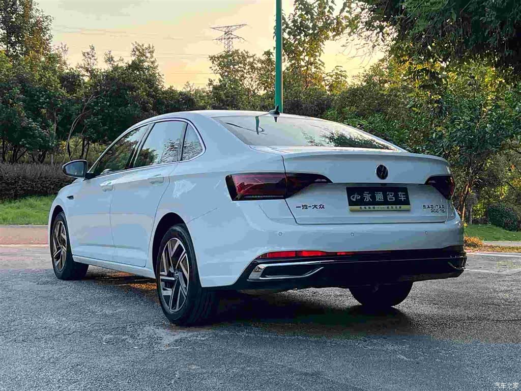 Volkswagen Sagitar, 2023 9