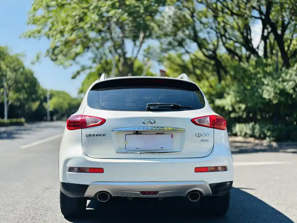 Infiniti QX50
