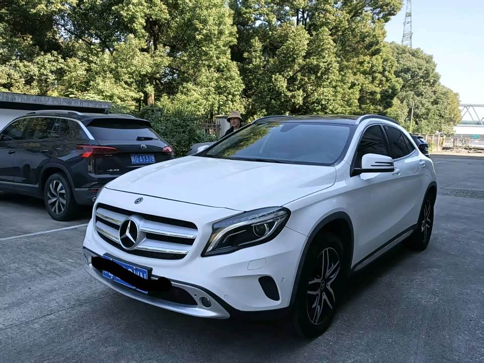Mercedes-Benz GLA