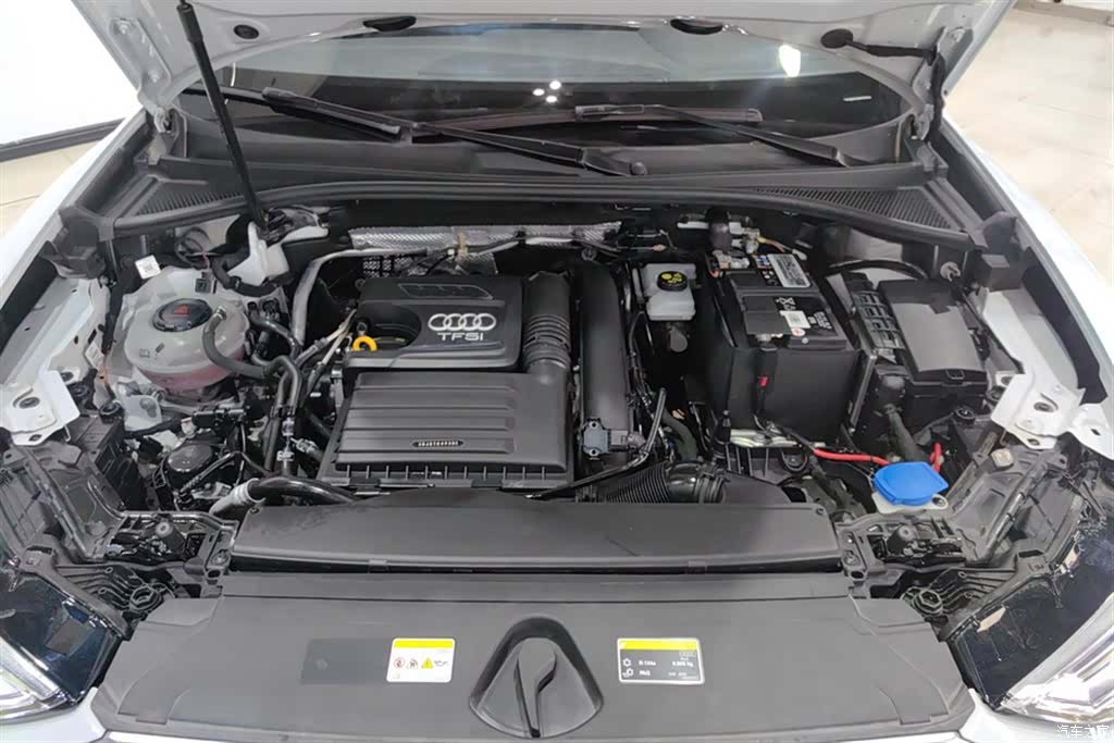 Audi Q3, 2022 9