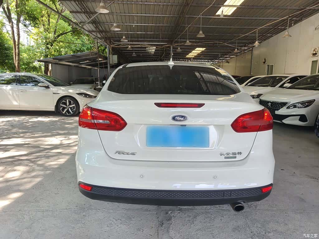 Ford Focus, 2018 6