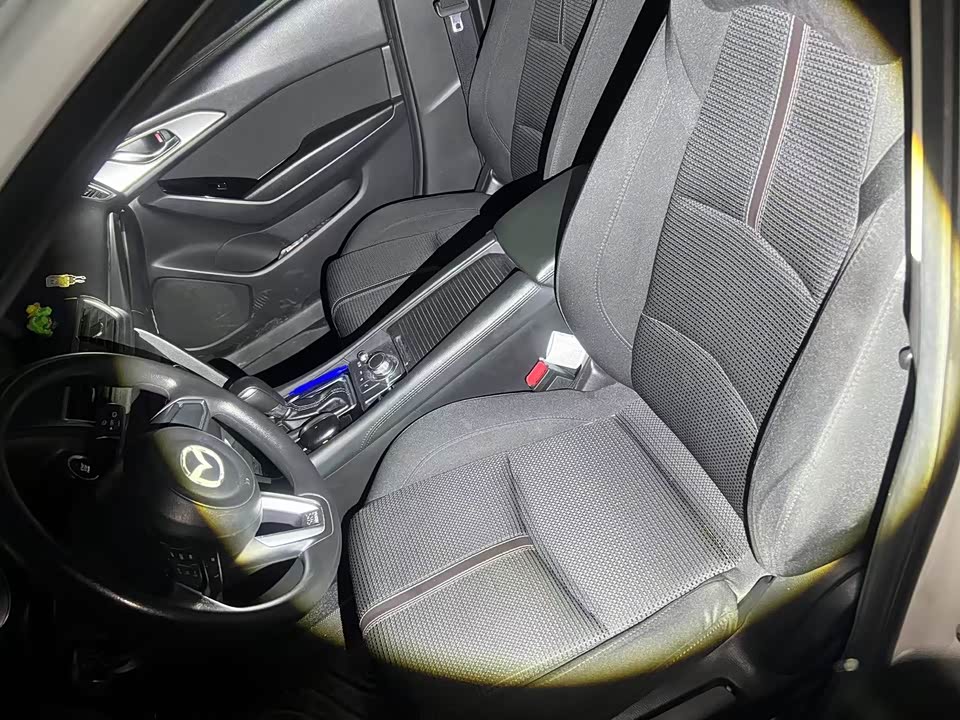 Mazda 3 Angkesaila Mazda 3 Angkesaila