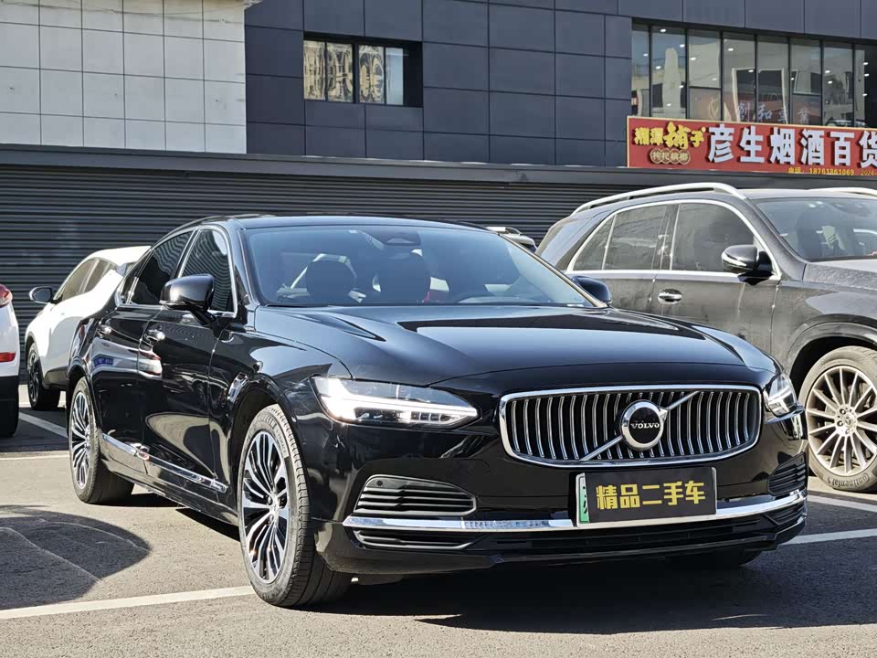 Volvo S90