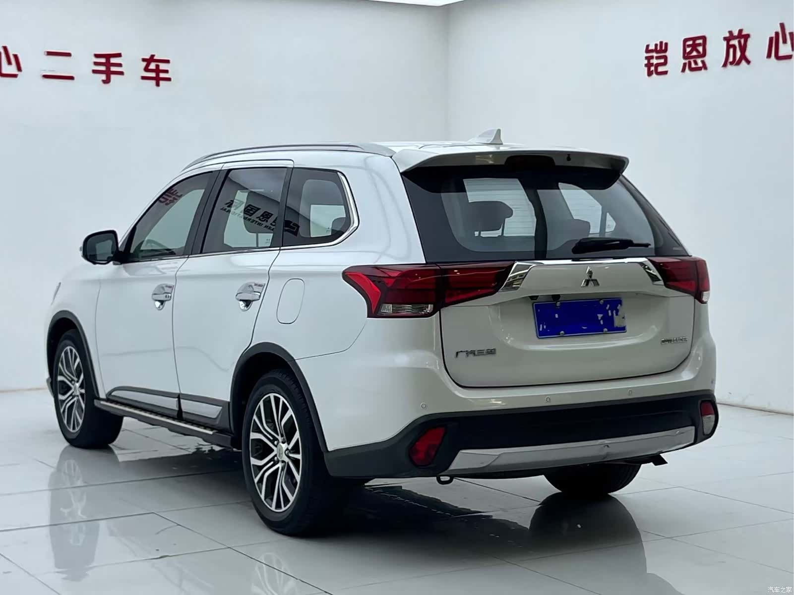 Mitsubishi Outlander, 2019 18
