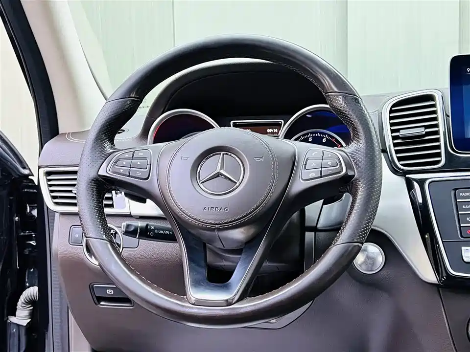 Mercedes-Benz GLS