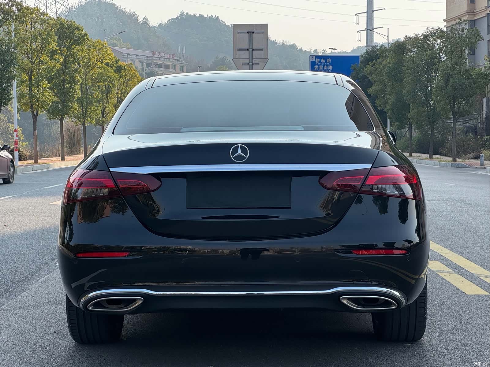 Mercedes-Benz E-Class, 2022 все фото