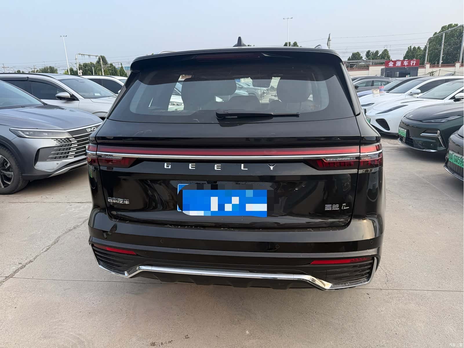 Geely Xingyue L, 2026 8