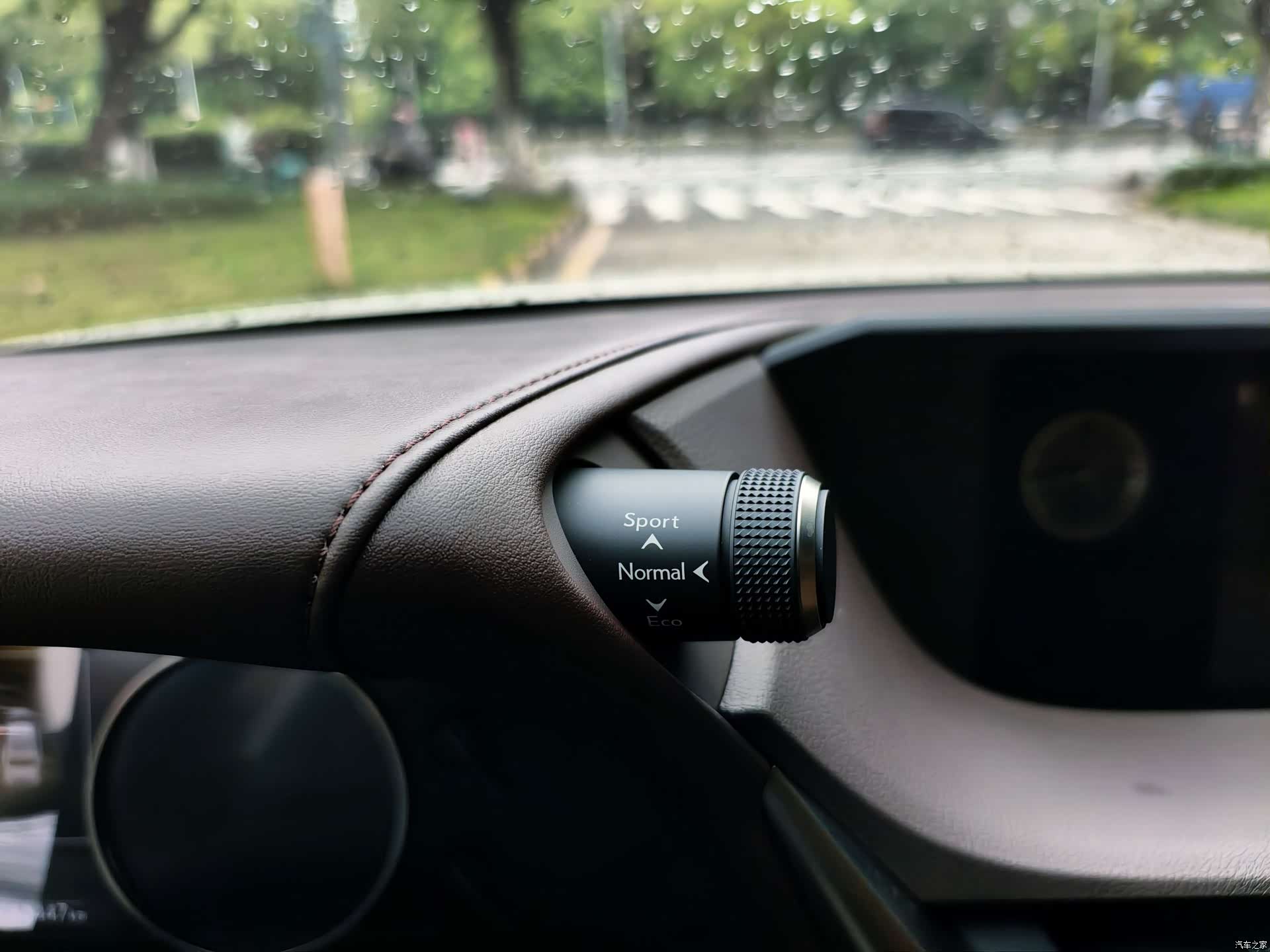 Lexus ES, 2019 24