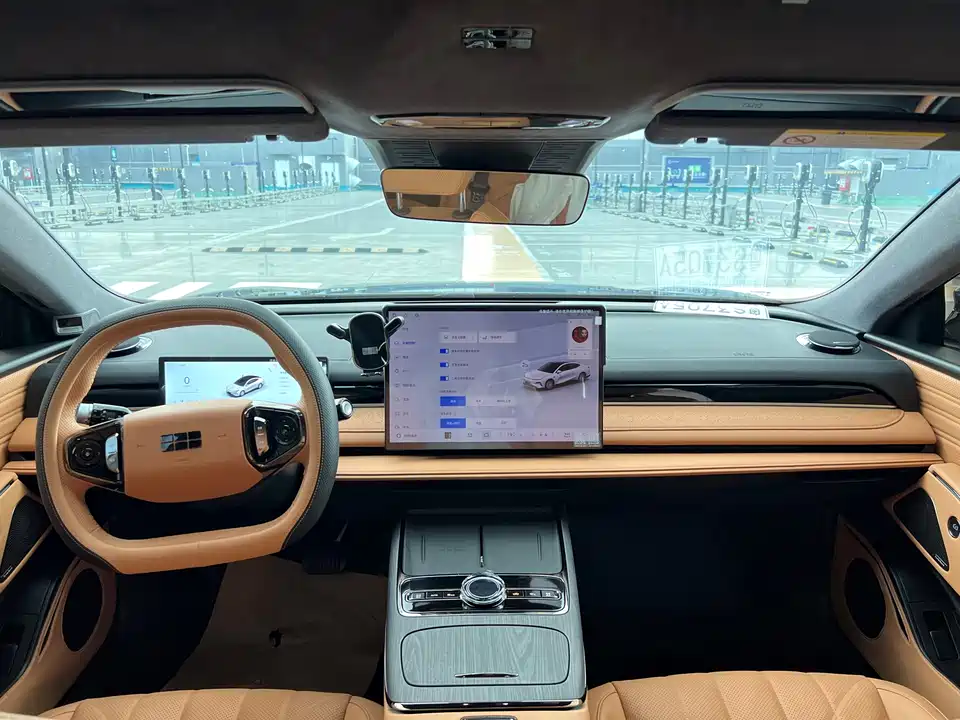 Geely Galaxy Galaxy Sparkle 8