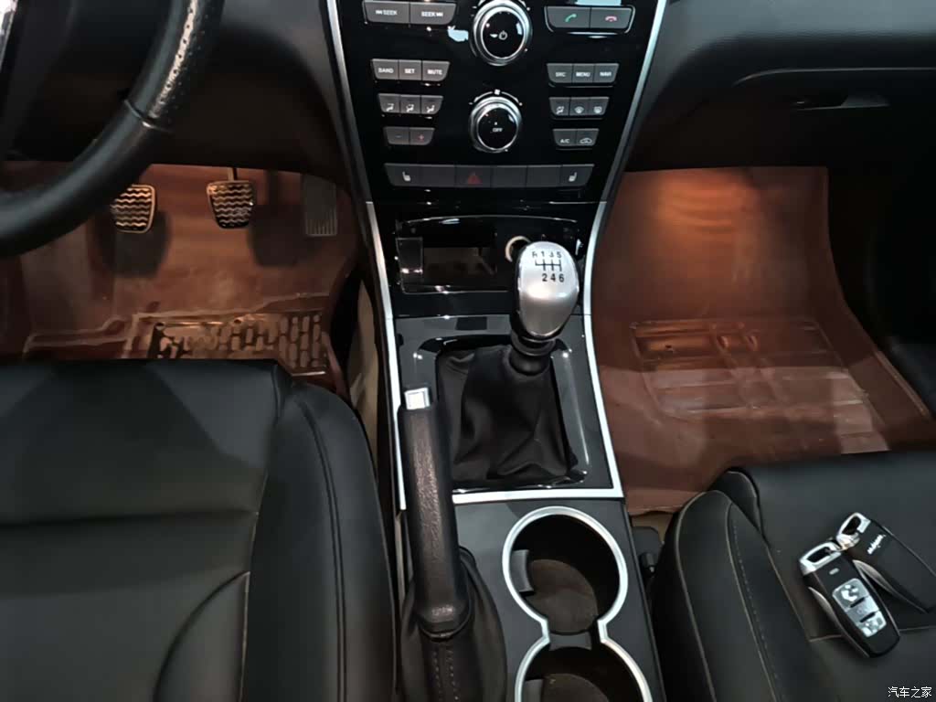 Haval H2, 2015 14