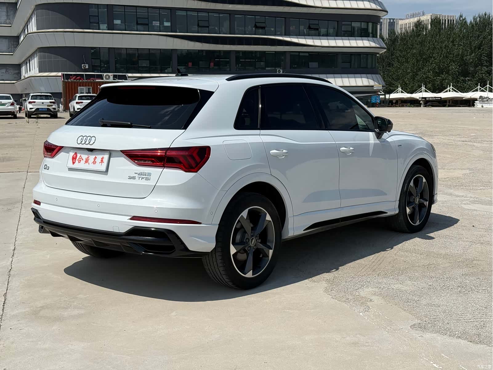 Audi Q3, 2022 все фото