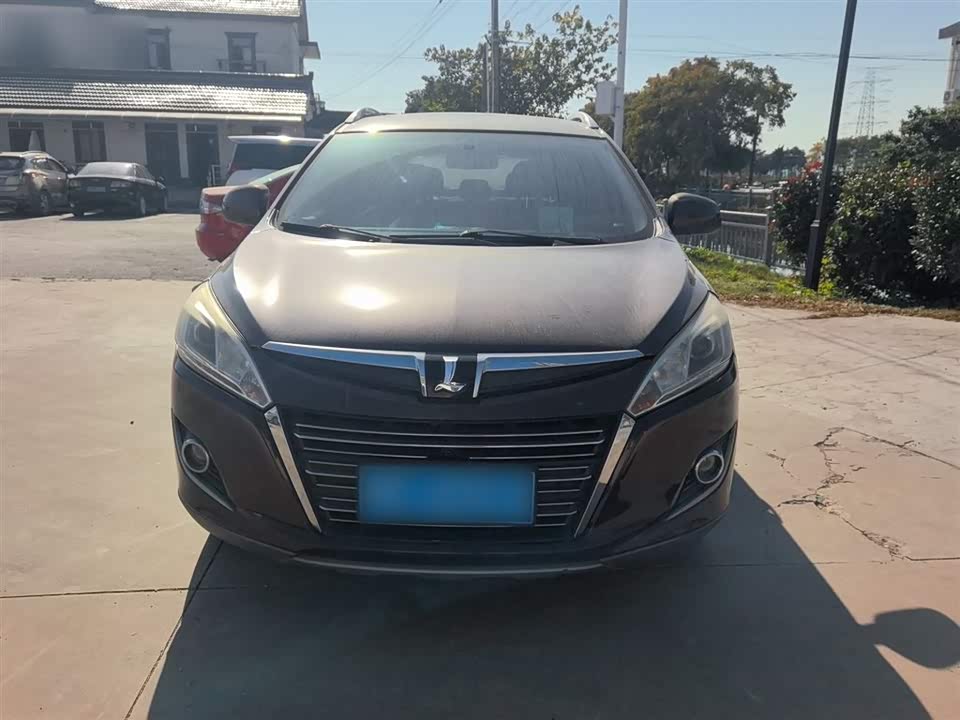 Luxgen Excellent 6 SUV