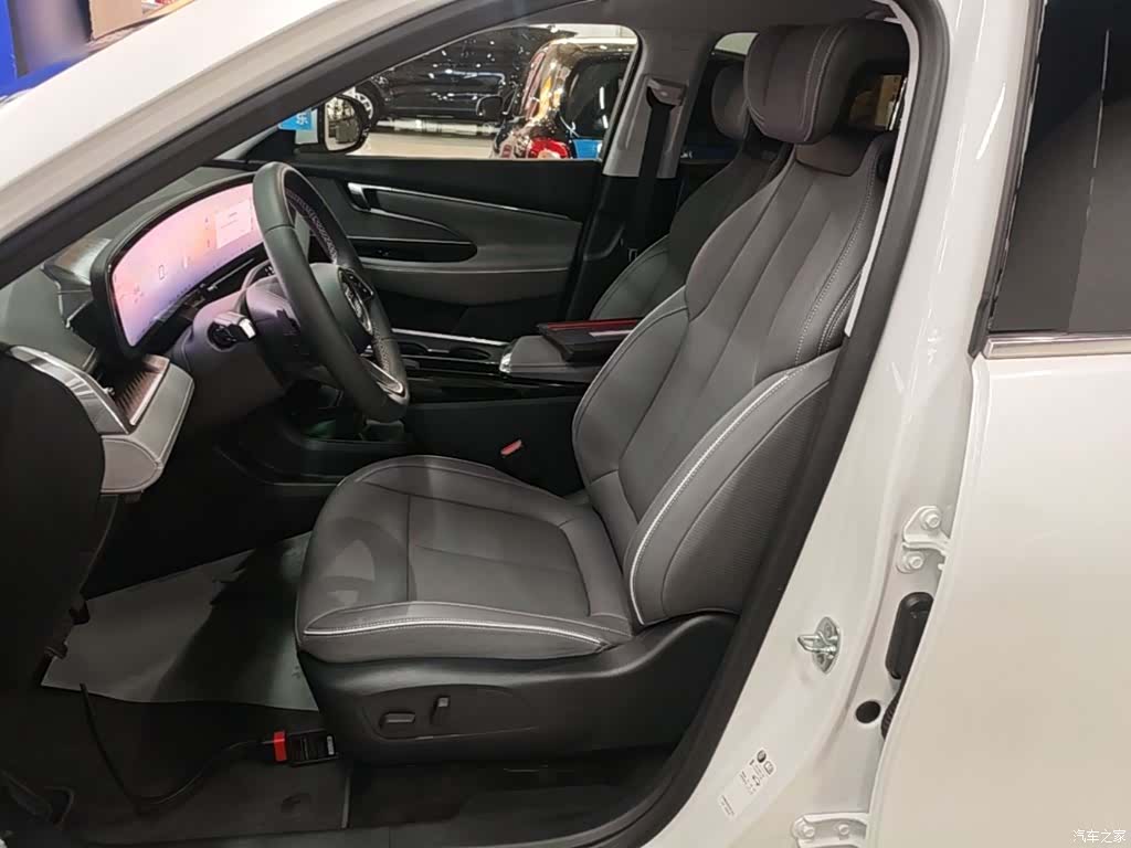 Buick E5, 2025 15