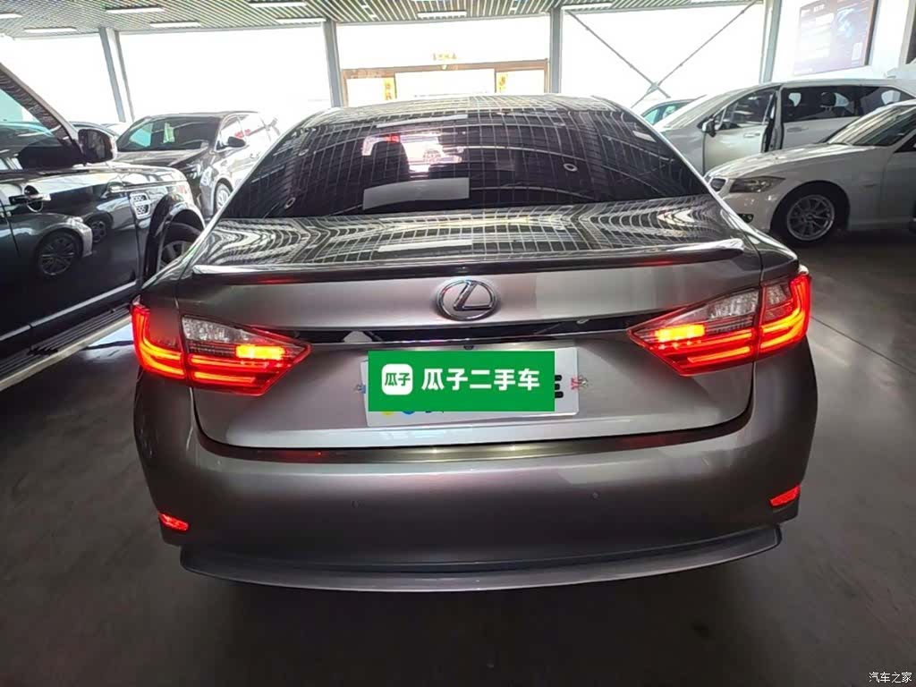 Lexus ES, 2018 6