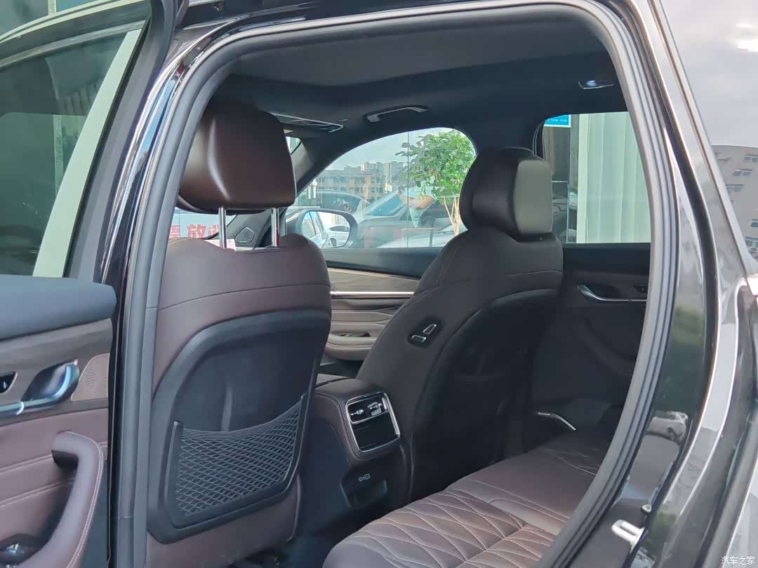 Geely Xingyue L, 2026 11