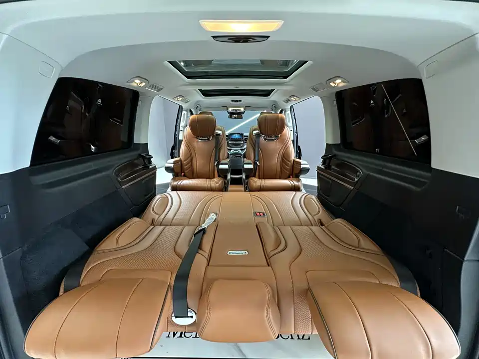 Mercedes-Benz V-class