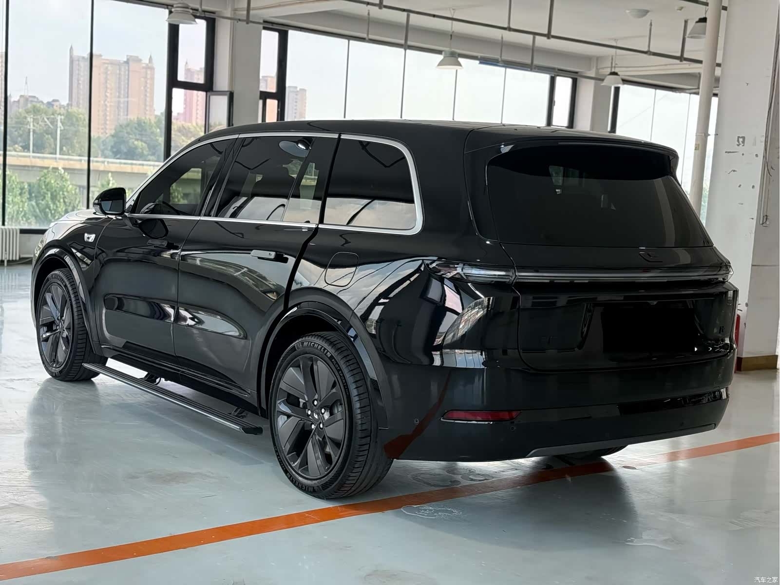 Li Auto L9, 2023 8