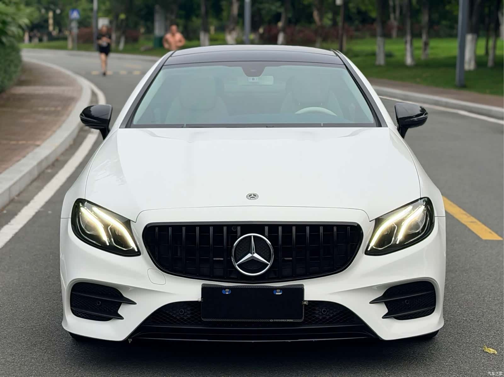 Mercedes-Benz E-Class, 2019 2