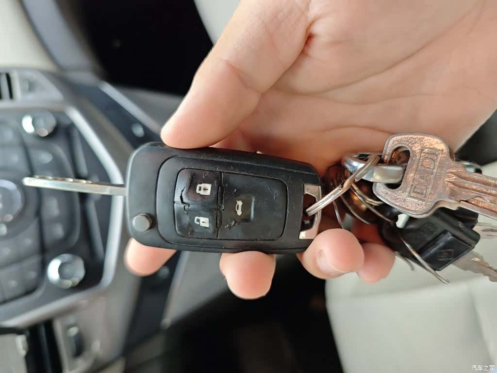Chevrolet SE, 2015 9