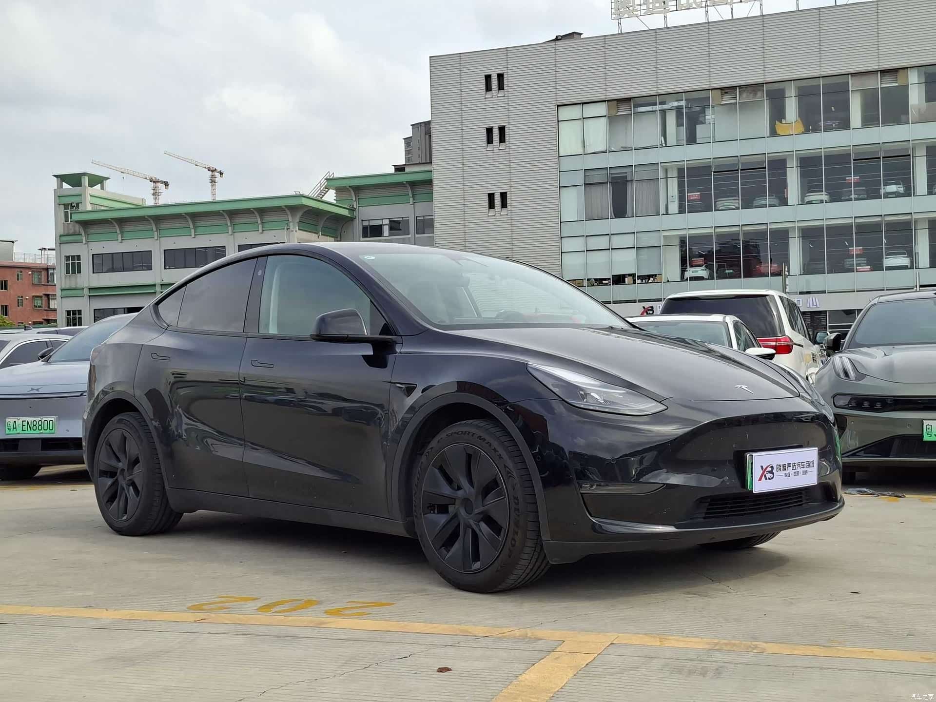 Tesla Model Y, 2024 все фото
