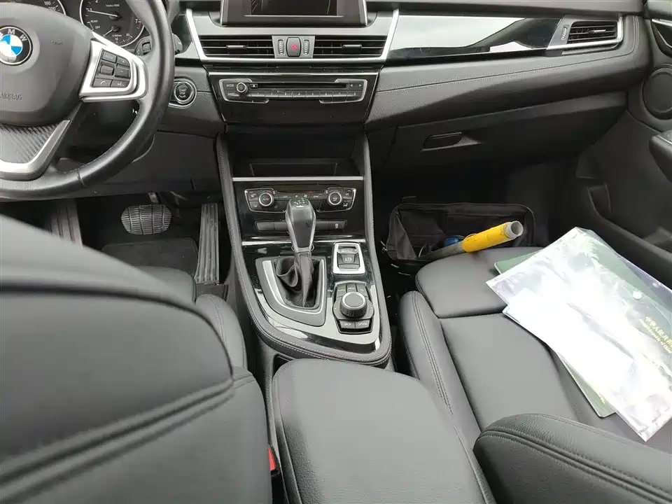 BMW 2 series station wagon