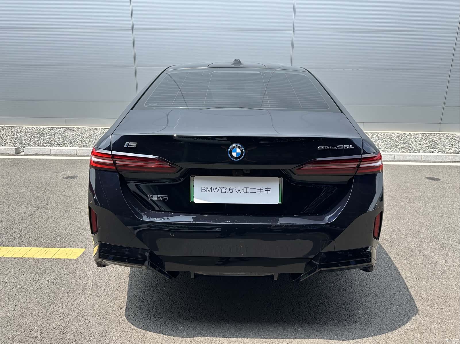 BMW i5, 2025 2