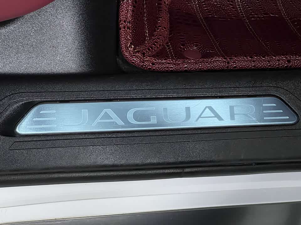 Jaguar XEL